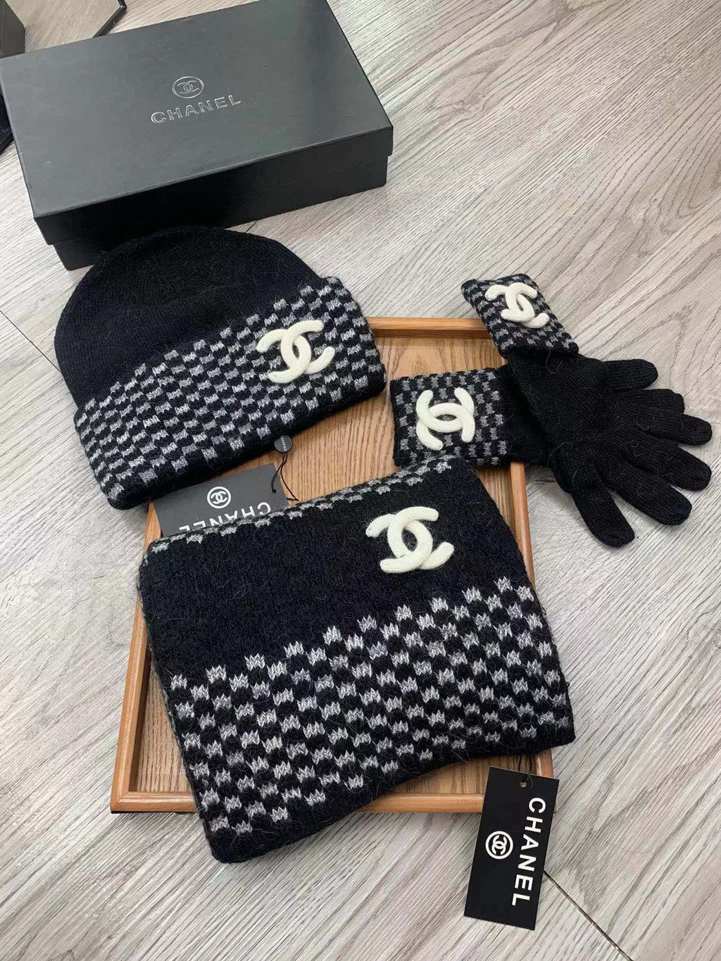 Knit Scarf Beanie Gloves Set (3pcs)