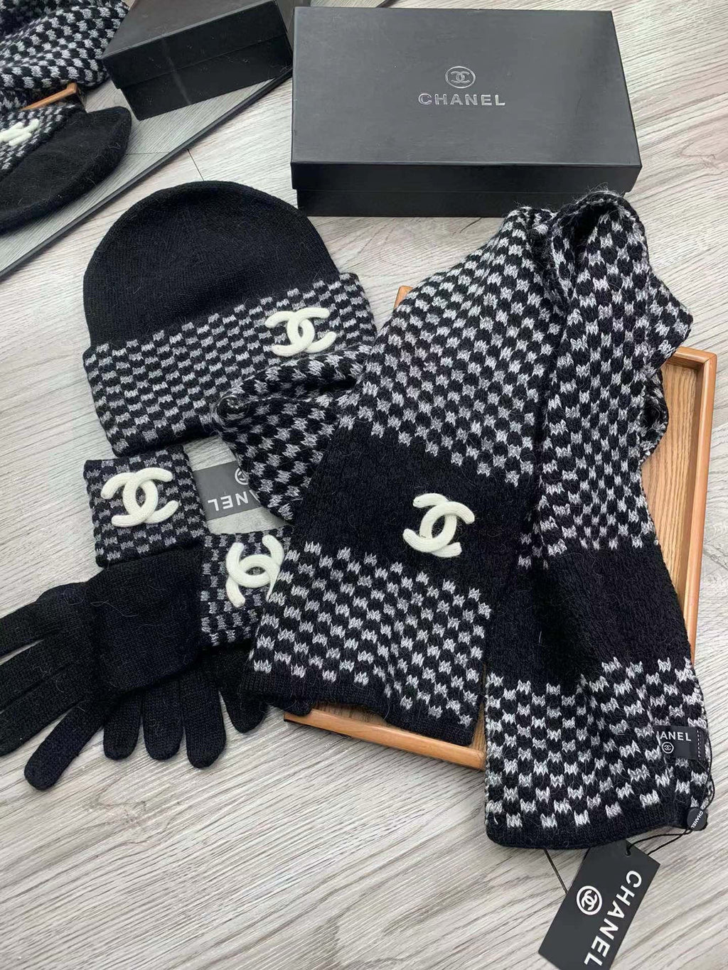 Knit Scarf Beanie Gloves Set (3pcs)