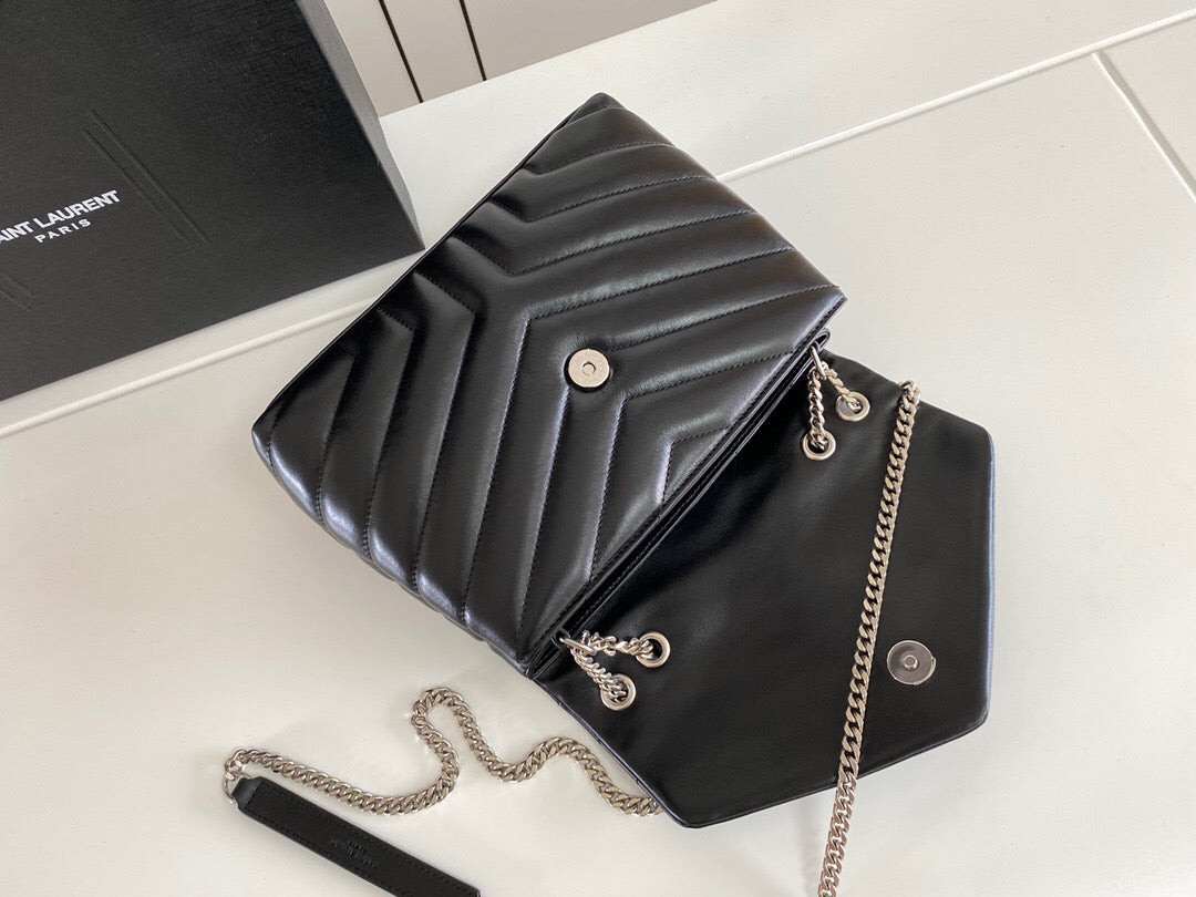 Quilted Leather Chain Shoulder Bag